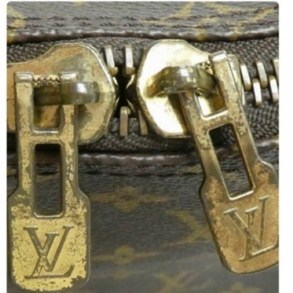 Authentic Louis Vuitton Keepall 55 Travel Bag - Picture 5 of 9